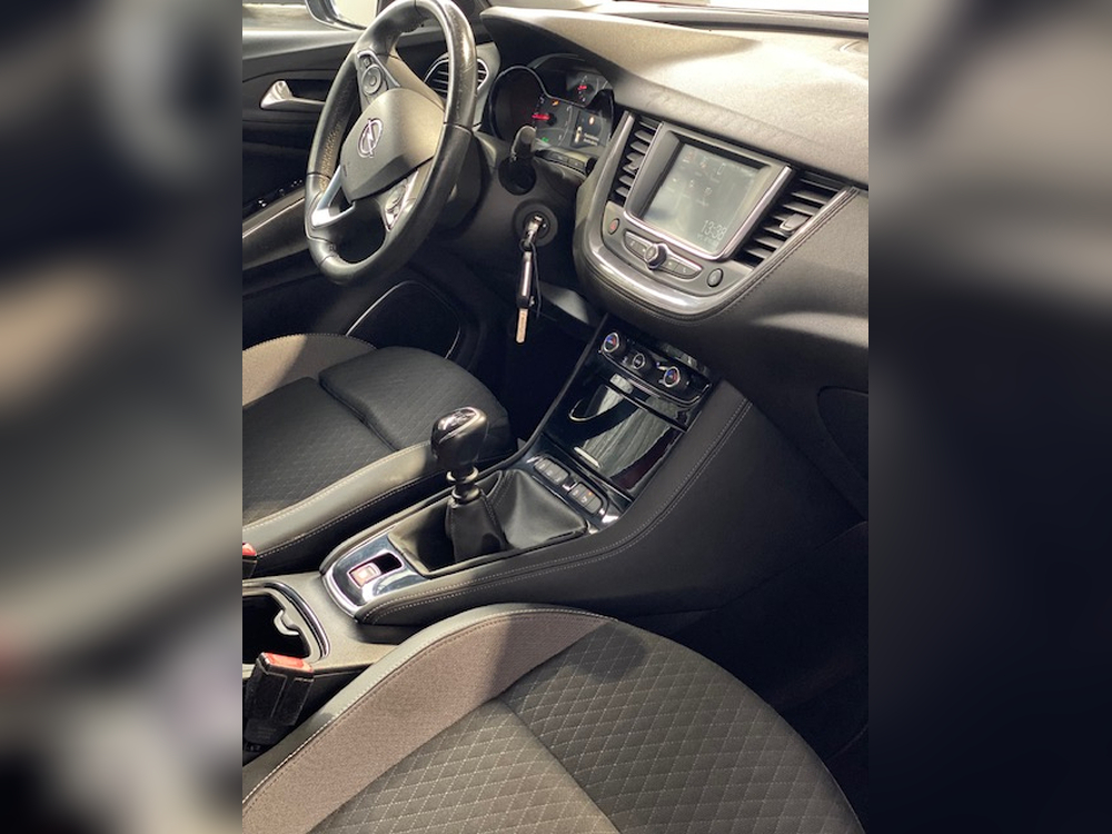 Opel Grandland X Selective foto 5
