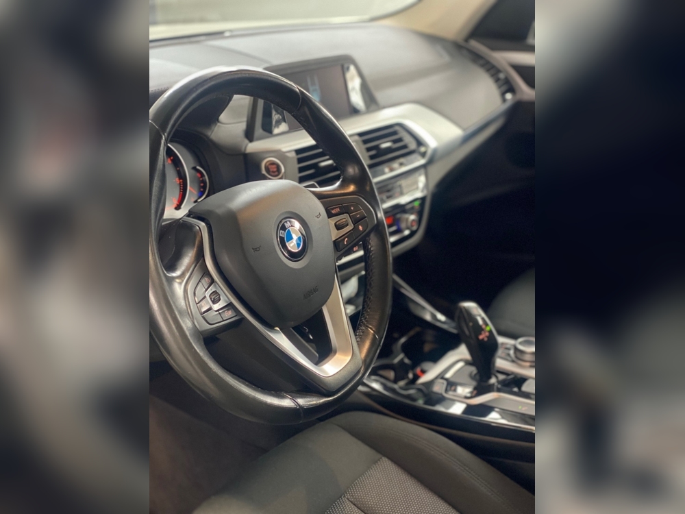 BMW Serie X3 sDrive18d foto 6