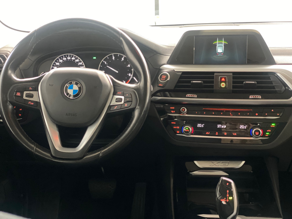 BMW Serie X3 sDrive18d foto 8