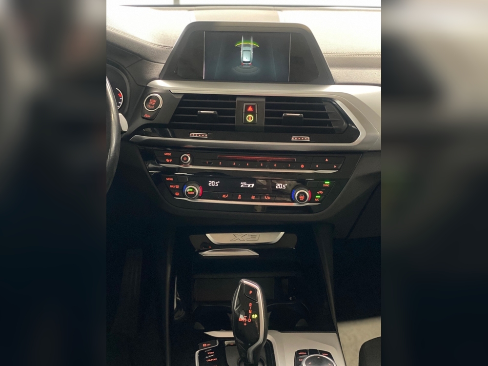 BMW Serie X3 sDrive18d foto 9