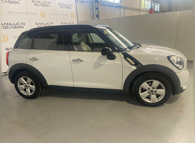 MINI - COUNTRYMAN