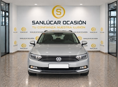 Volkswagen - Passat
