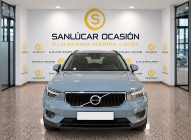Volvo - XC40