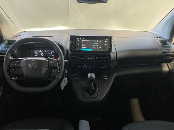 Berlingo Combi BlueHDi S&S Talla M Plus 100 KILÓMETRO 0 Coches de ocasión