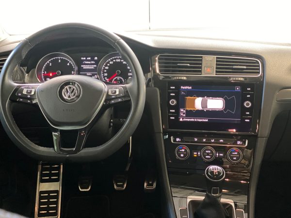 VOLKSWAGEN Golf Advance 1.6 TDI Coches de ocasión